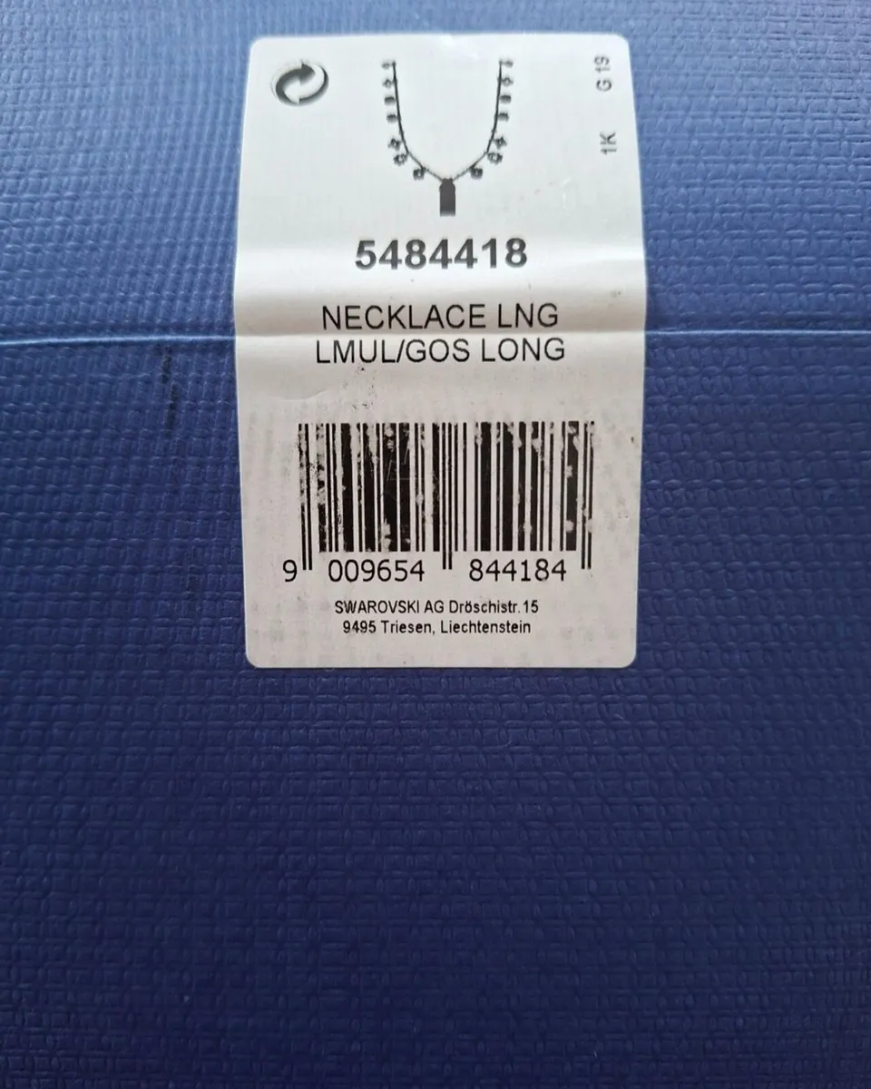 SWAROVSKI Lucky Goddess Set - Image 3