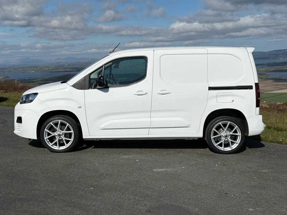 2022 CITROEN BERLINGO ENTERPRISE - Image 2