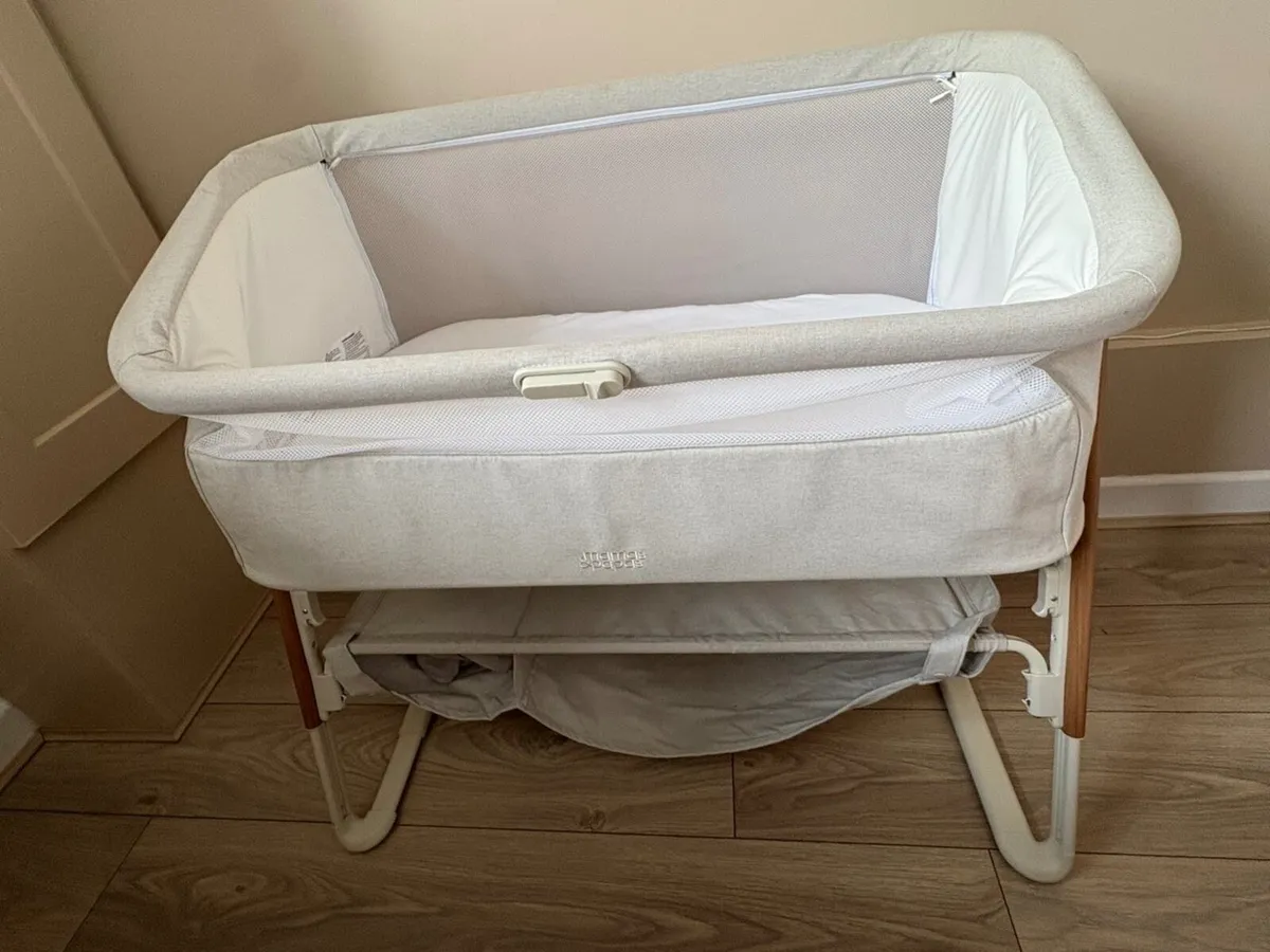 Next to me cot - Image 2