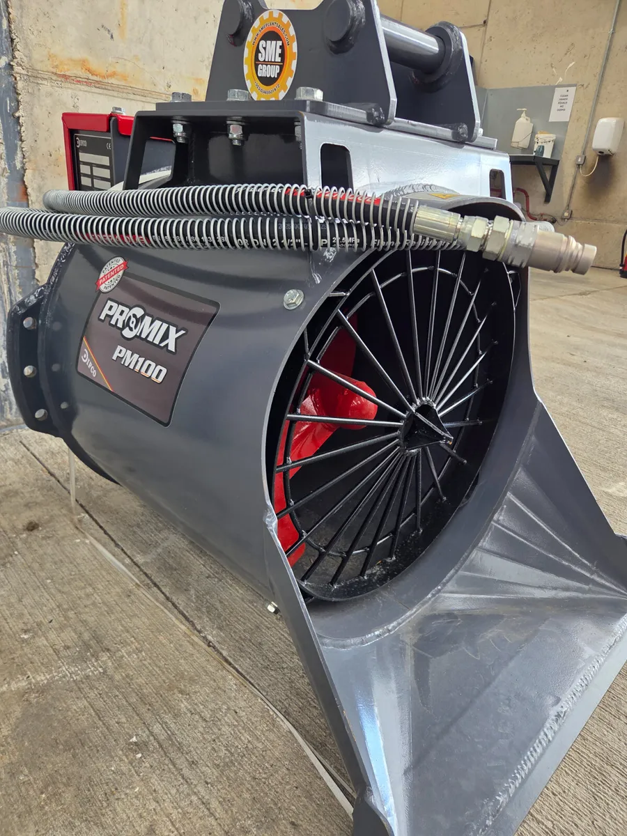 Difco Self Loading Concrete Mixing Bucket - Image 4