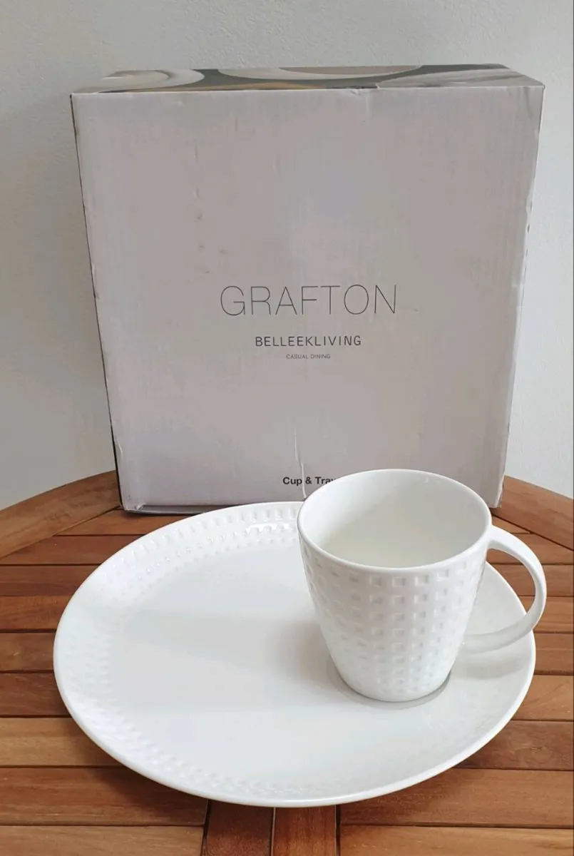 Belleek Living Cup & Tray Set - Image 1