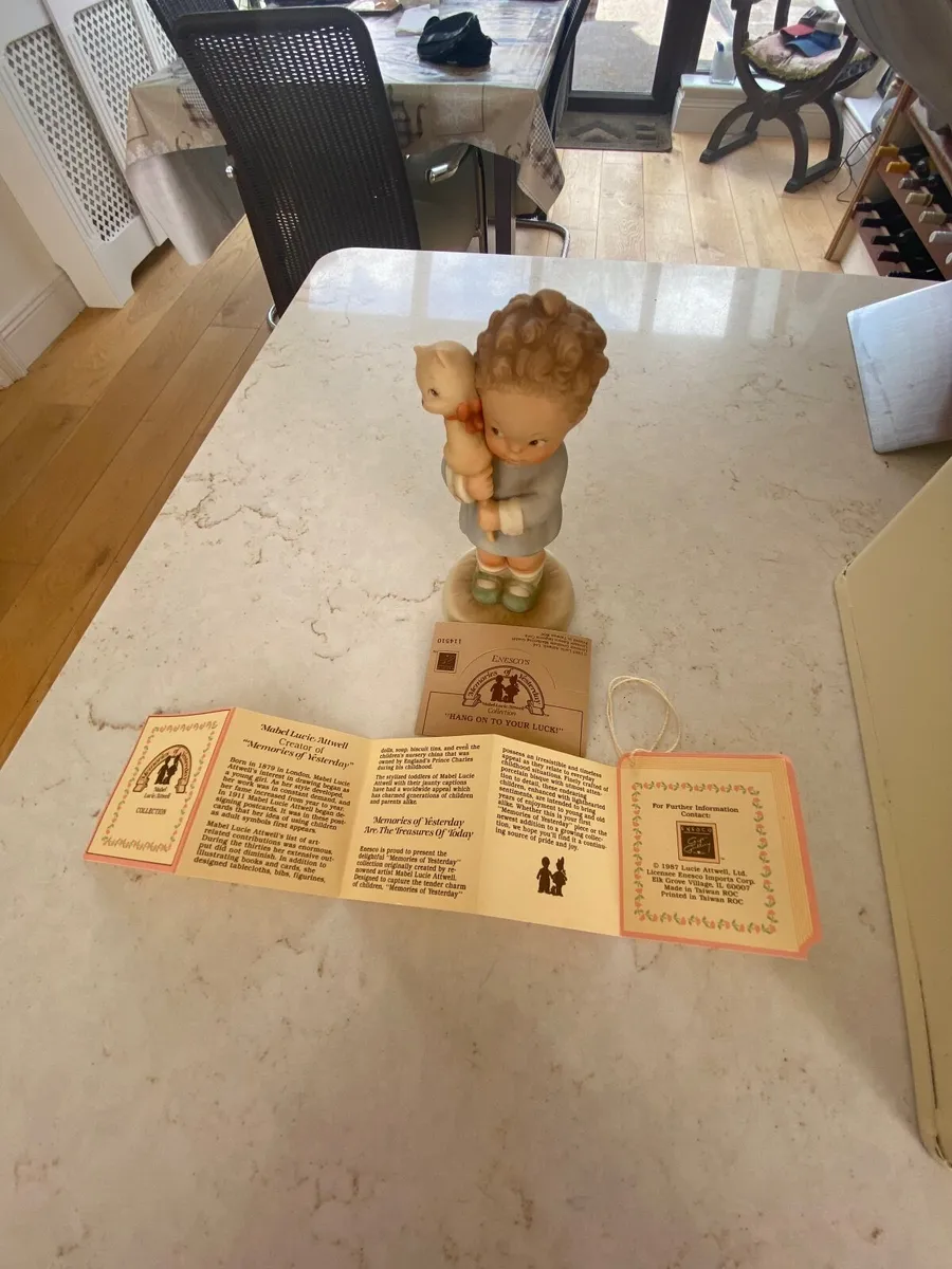 Laurie Atwell Collection Porcelain doll - Image 2