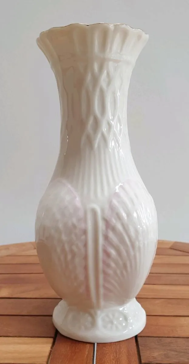 Belleek Vase - Shell Design White & Pink - Image 2