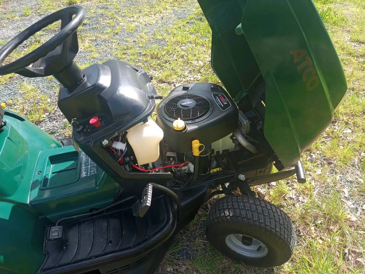 Practically brand new Atco/ Briggs and Stratton RI - Image 3