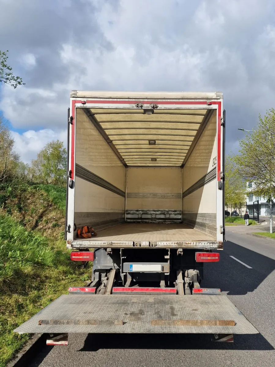 2018 DAF LF290 28ft Box - Image 4
