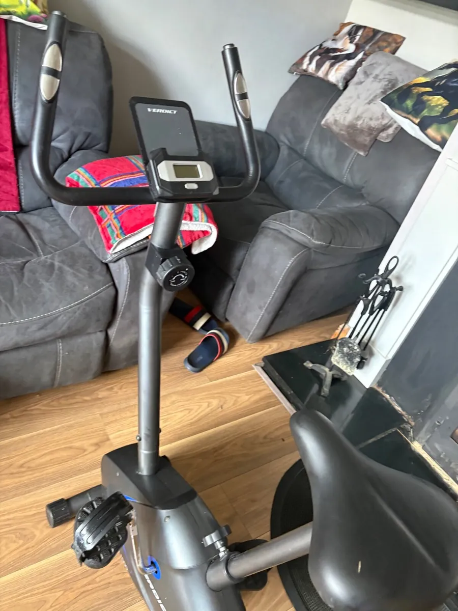 Exercise bike - Image 2