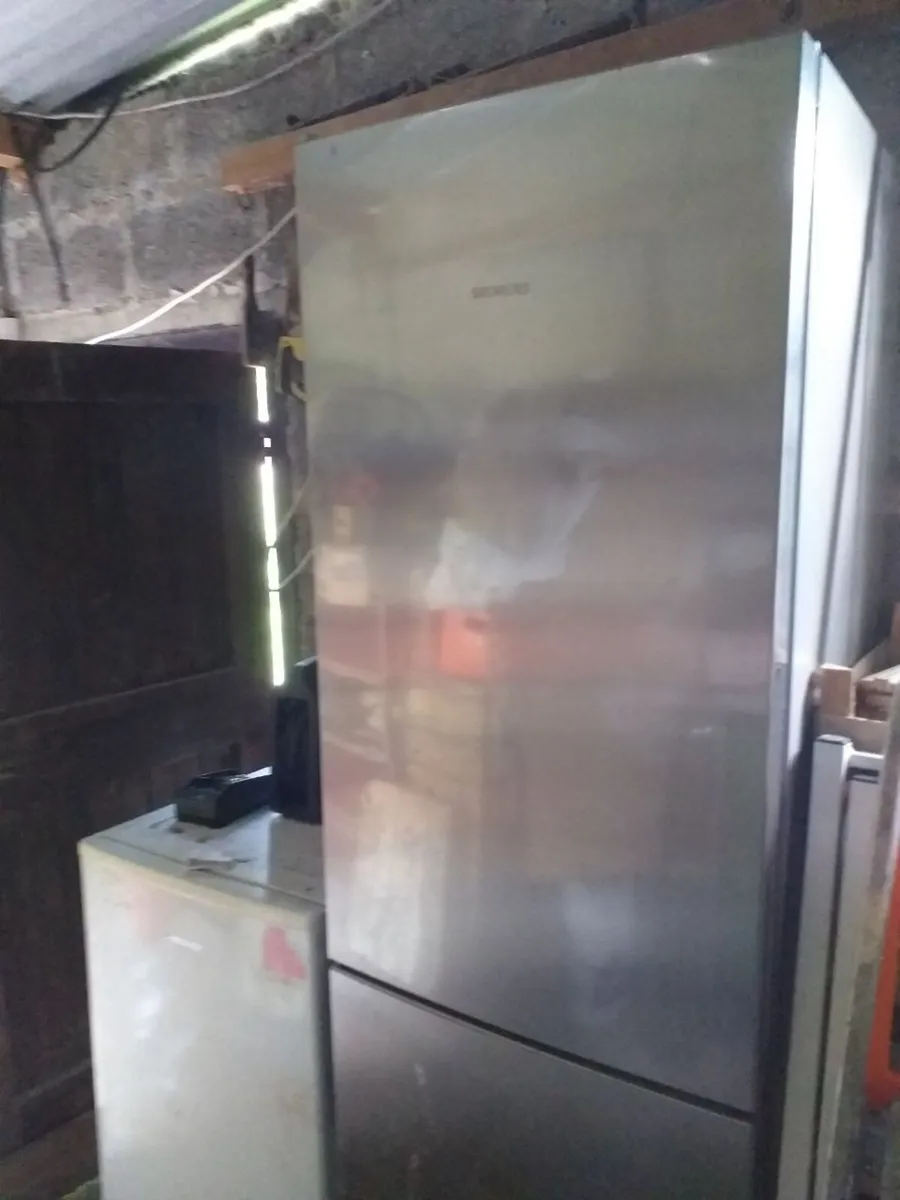 simens fridge trays - Image 1