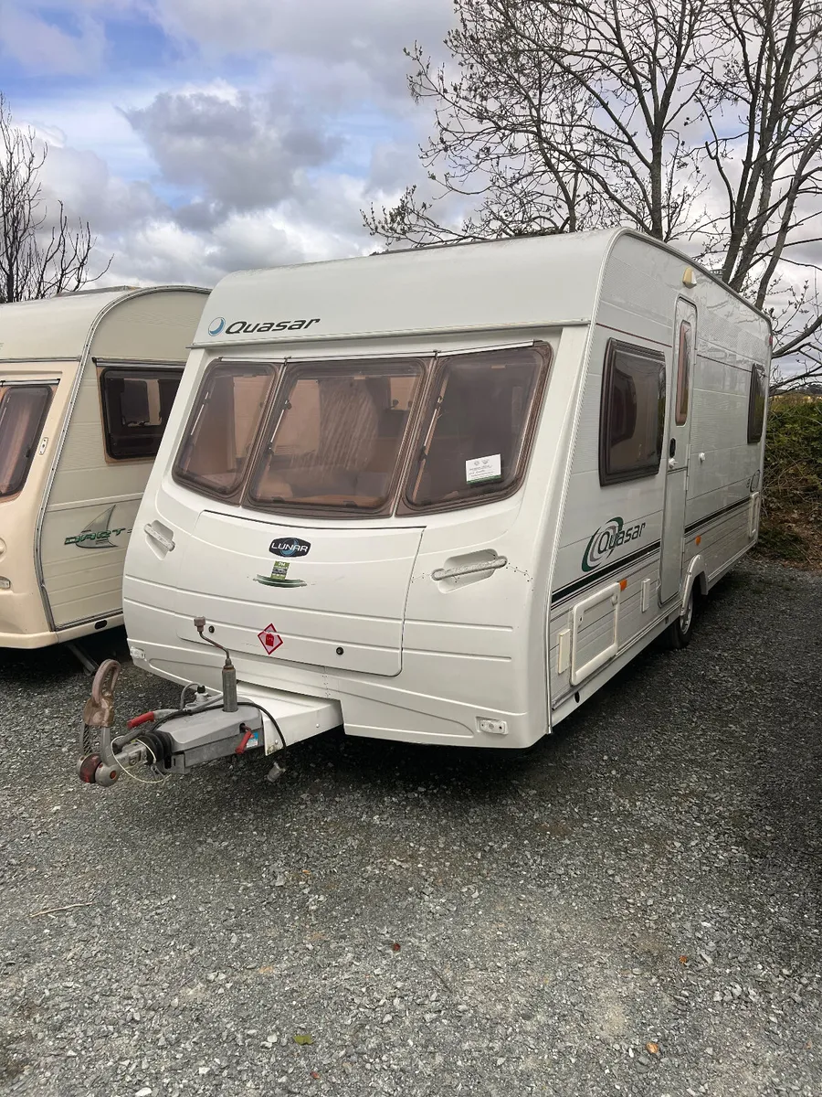 Lunar quasar fixed bed caravan - Image 1