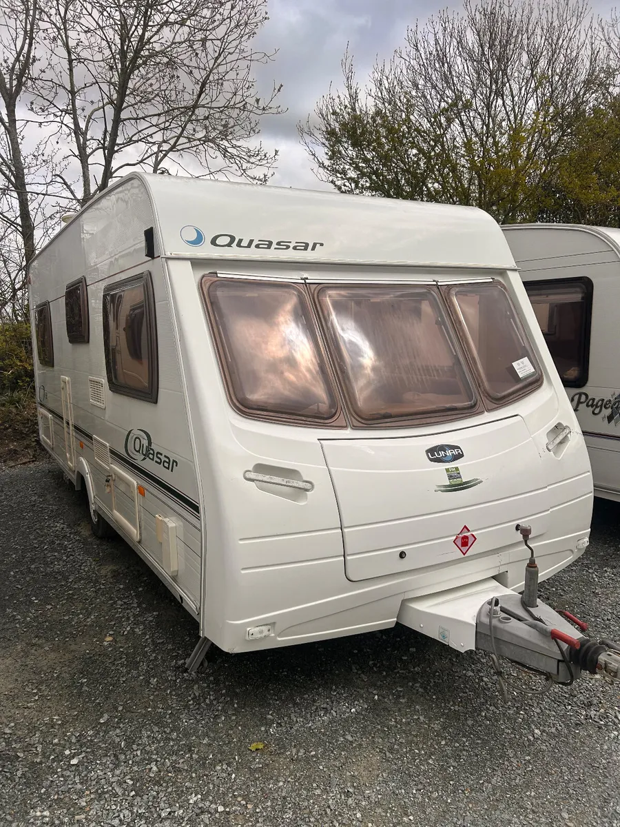 Lunar quasar fixed bed caravan - Image 2