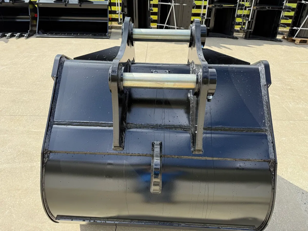 New DCE 35 ton 60 inch digging bucket - Image 3