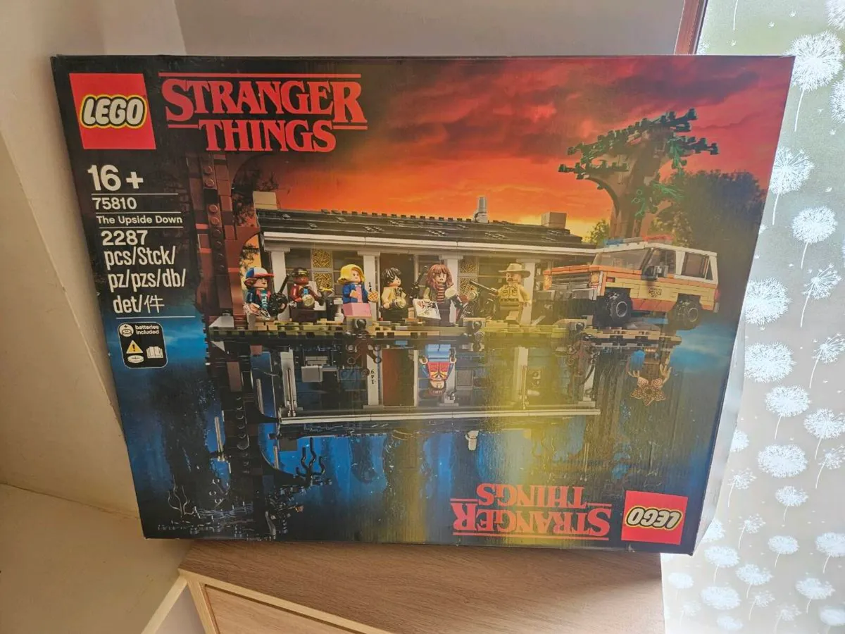 Sell/trade Lego 75810 stranger things upside down - Image 1