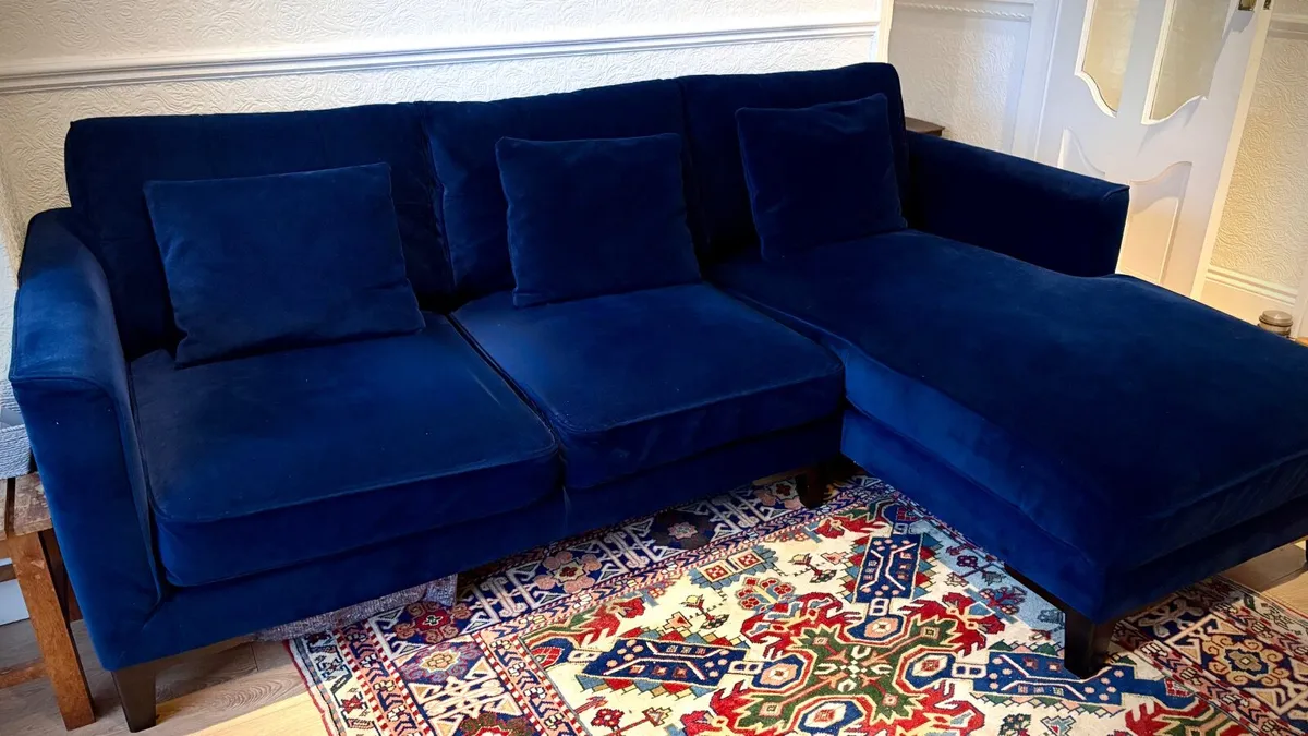 🛋️ Modern Navy Velvet L-Shape Sofa - Image 3