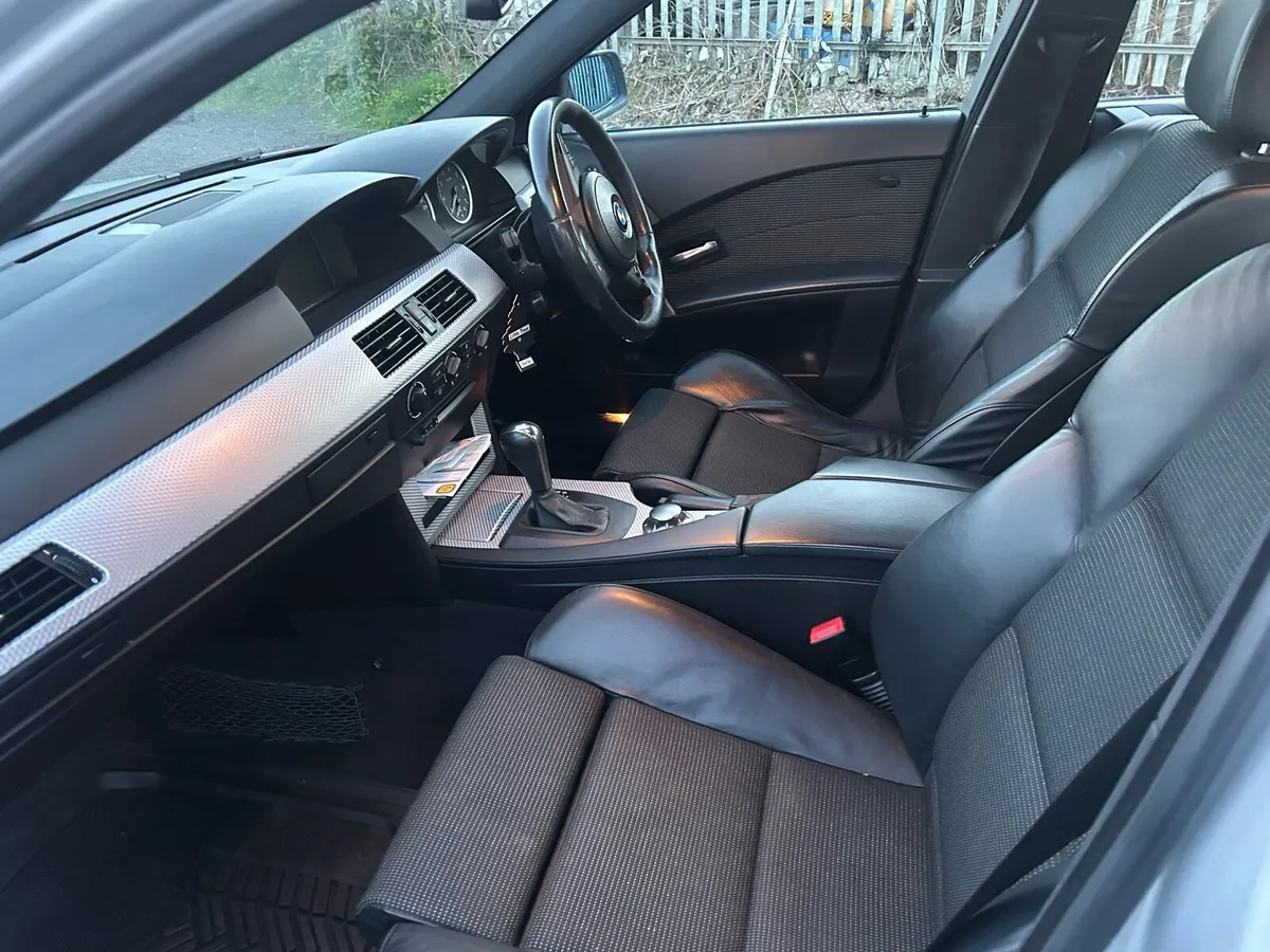 Bmw 523i m sport low mileage 2006 - Image 4