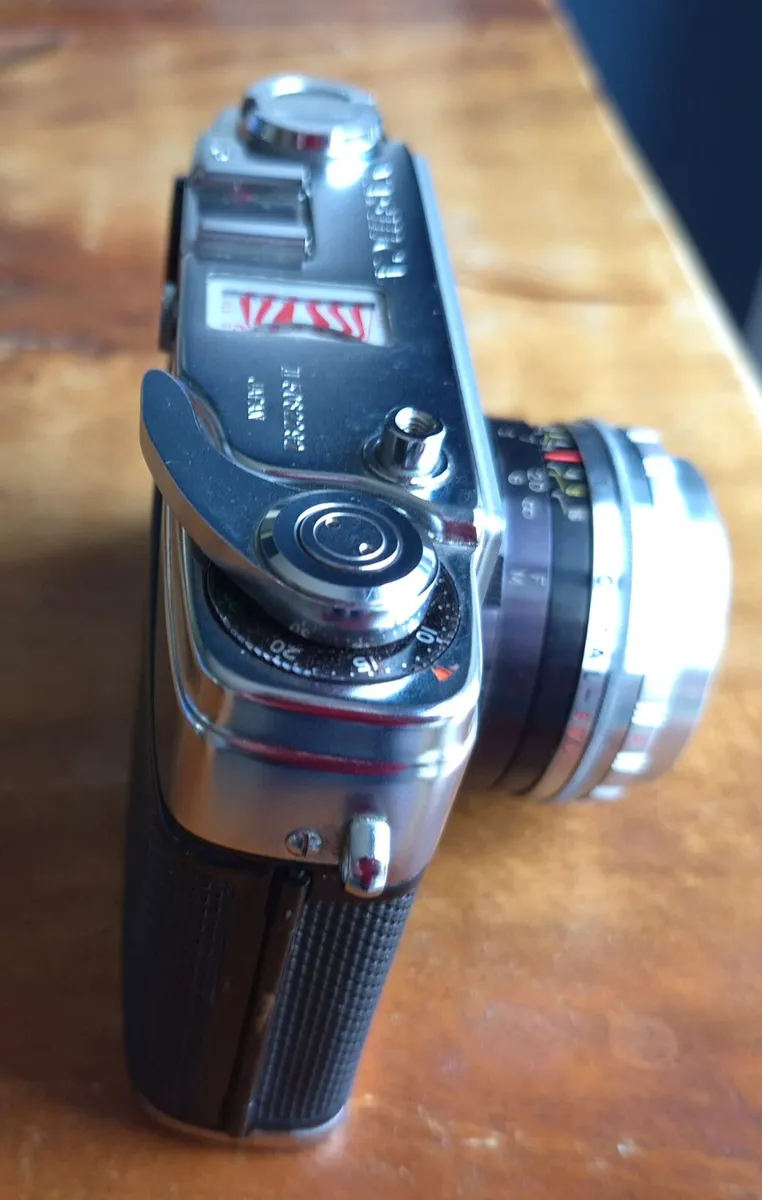 Yashica Minister Rangefinder Camera - Image 3