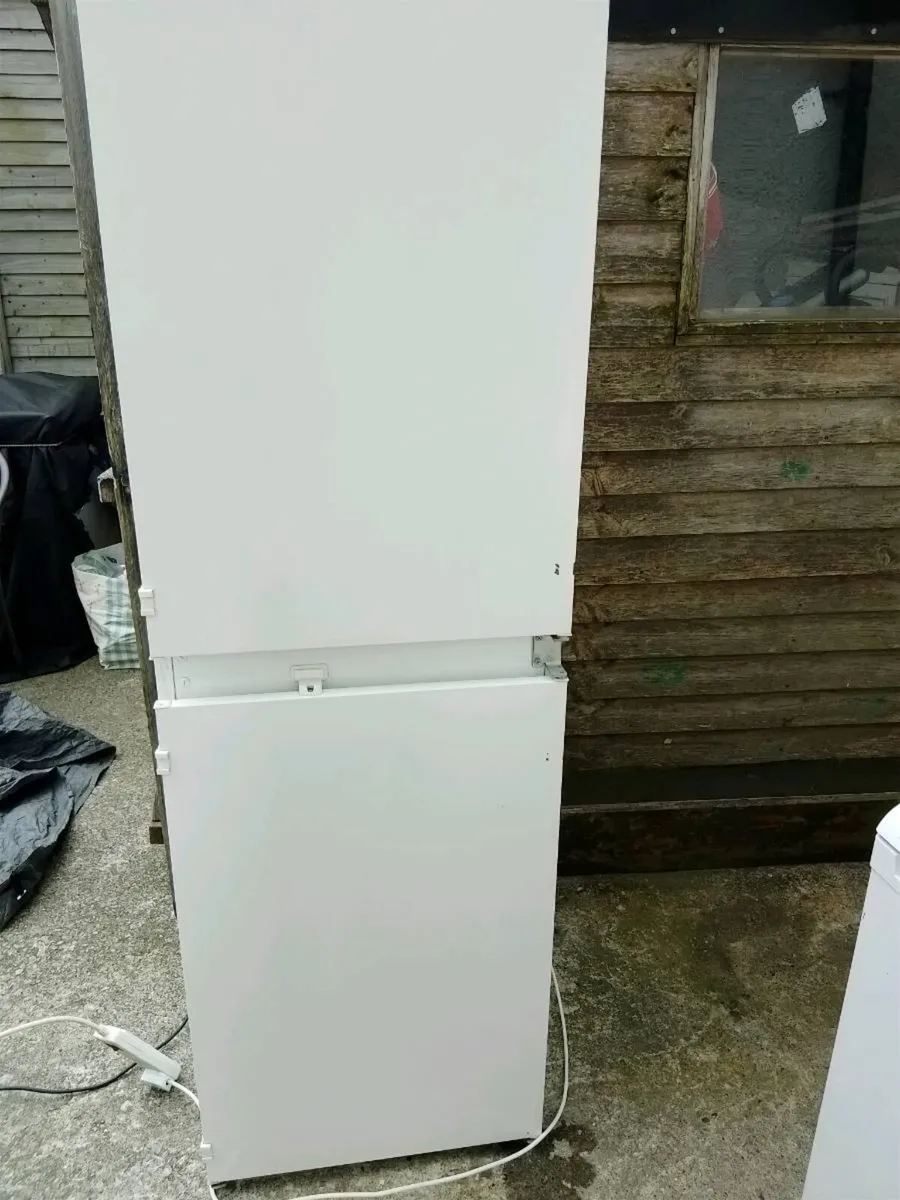 Fridge freezer - Image 1