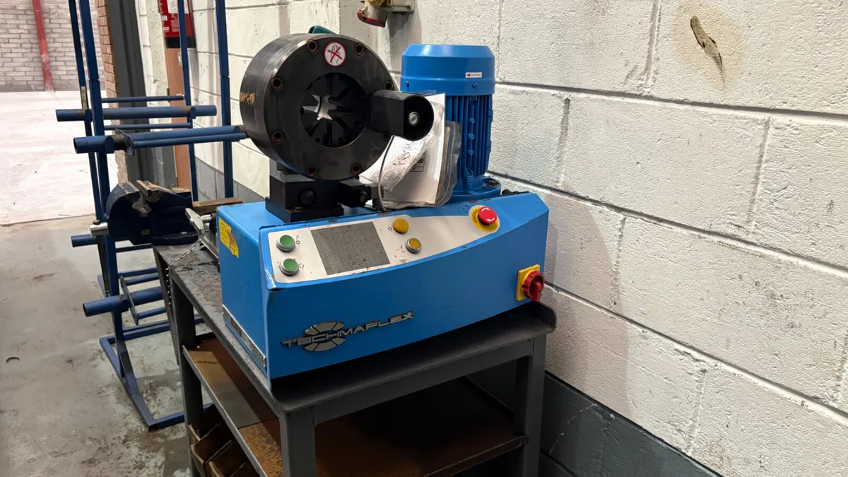 Hose Crimpler For Sale - Image 1