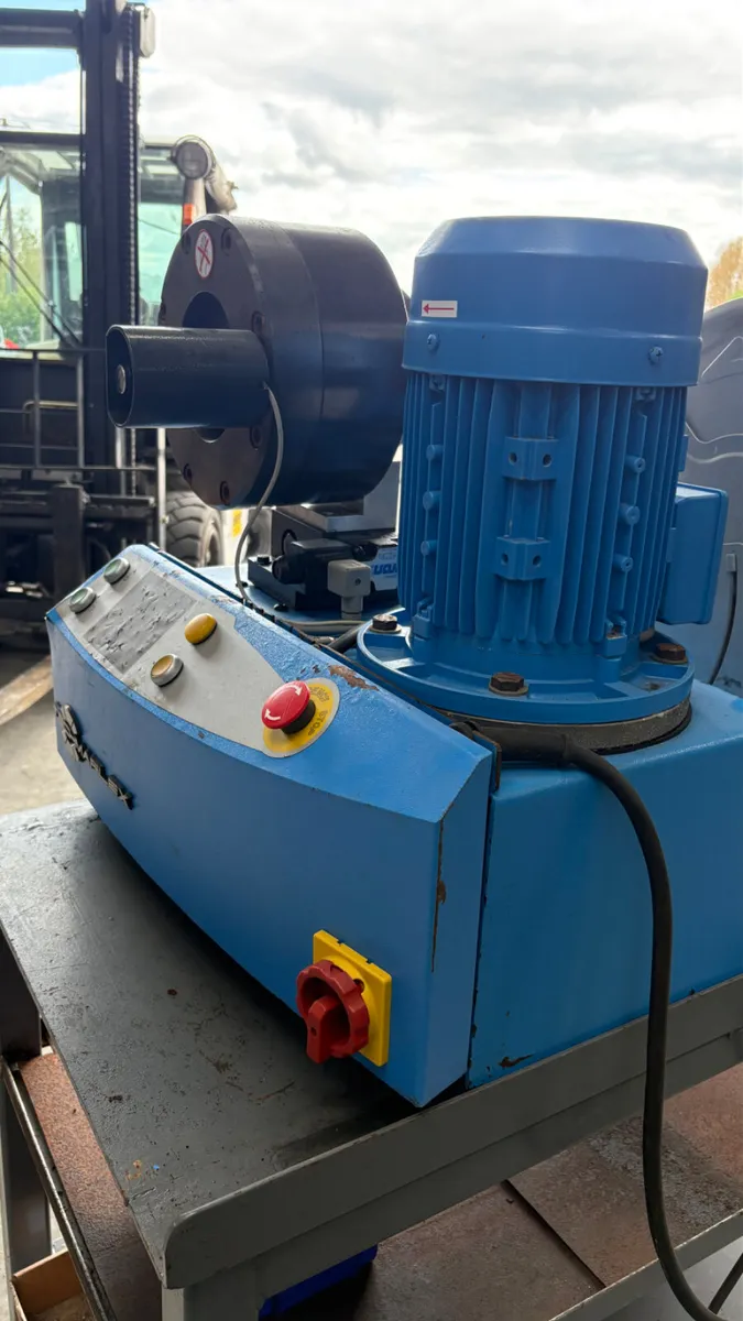 Hose Crimpler For Sale - Image 2