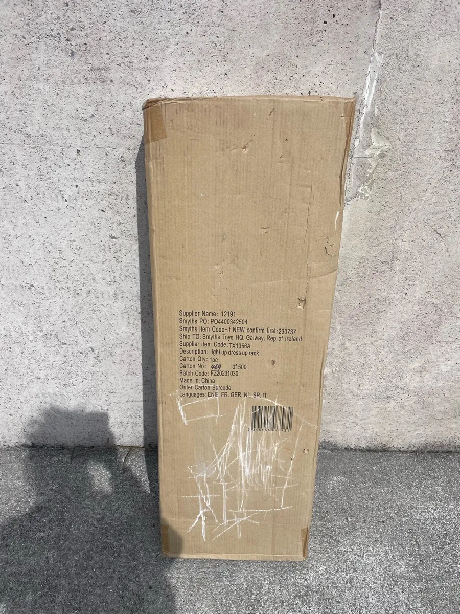 Light up dress up rack - Image 2