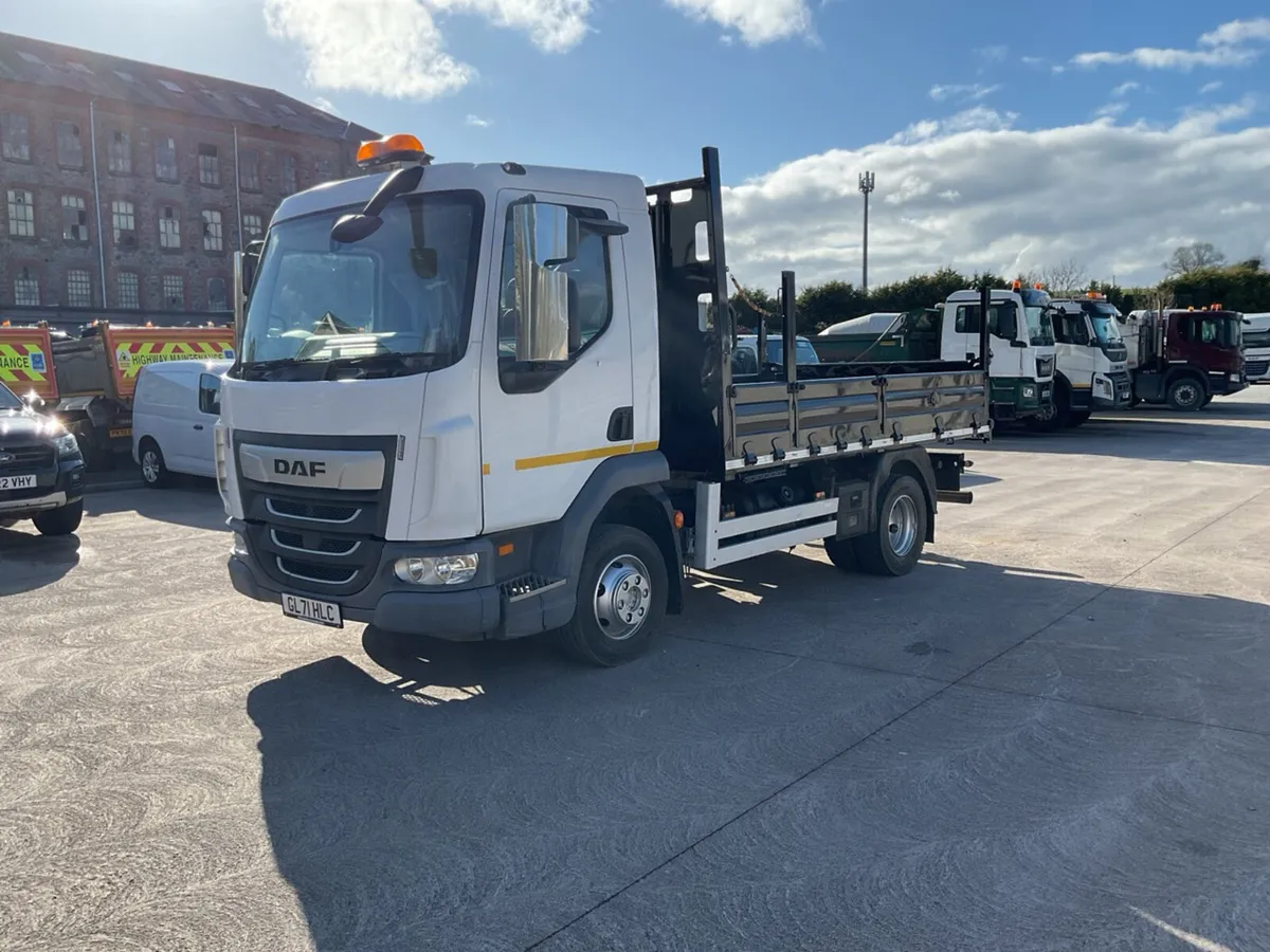 2022 DAF LF180 4x2 Tipper - Image 3