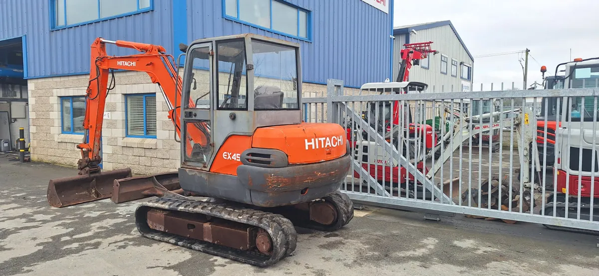 Hitachi EX45 - Image 3