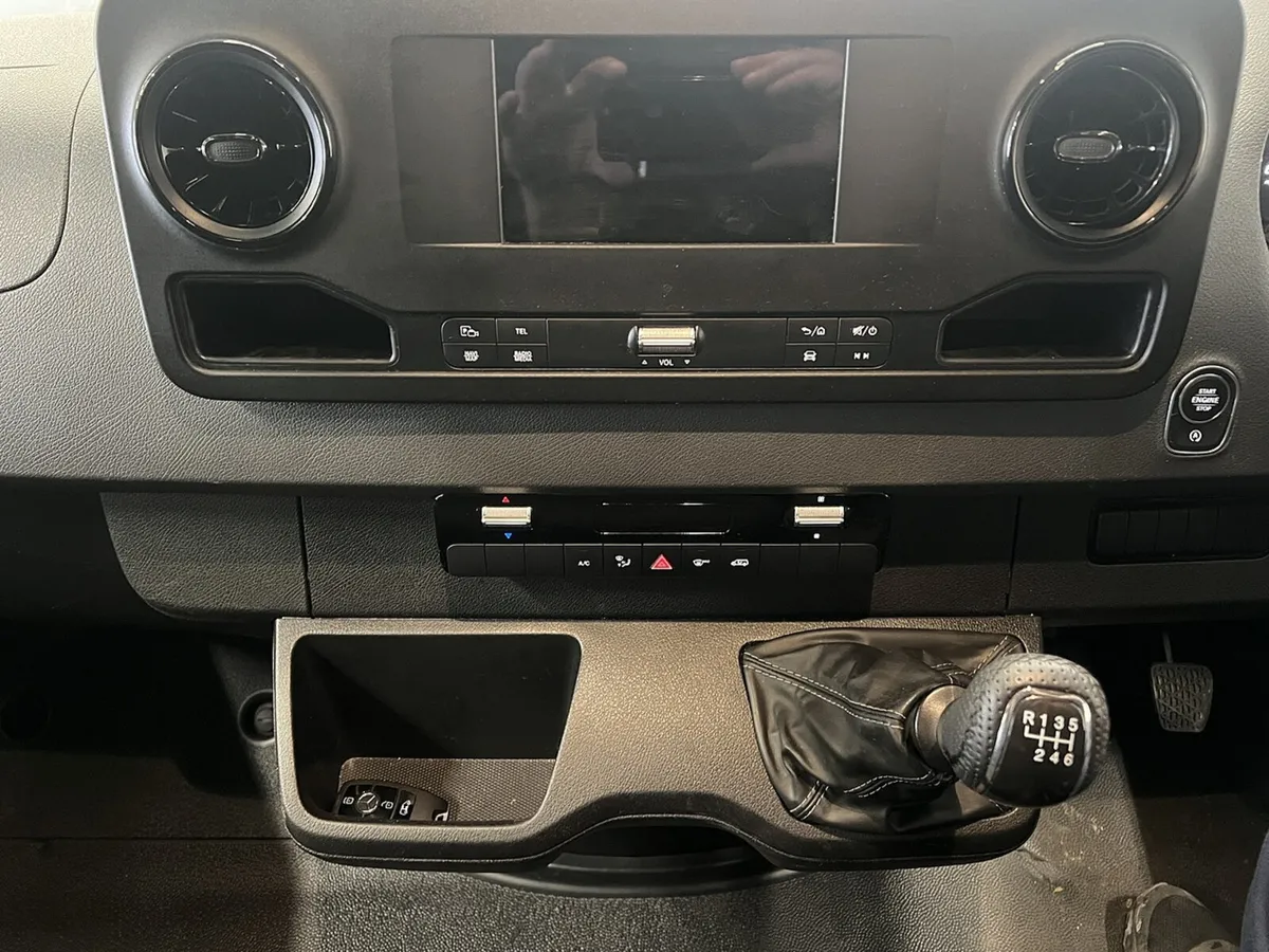 2020 Mercedes-Benz Sprinter Refrigerated Van - Image 3