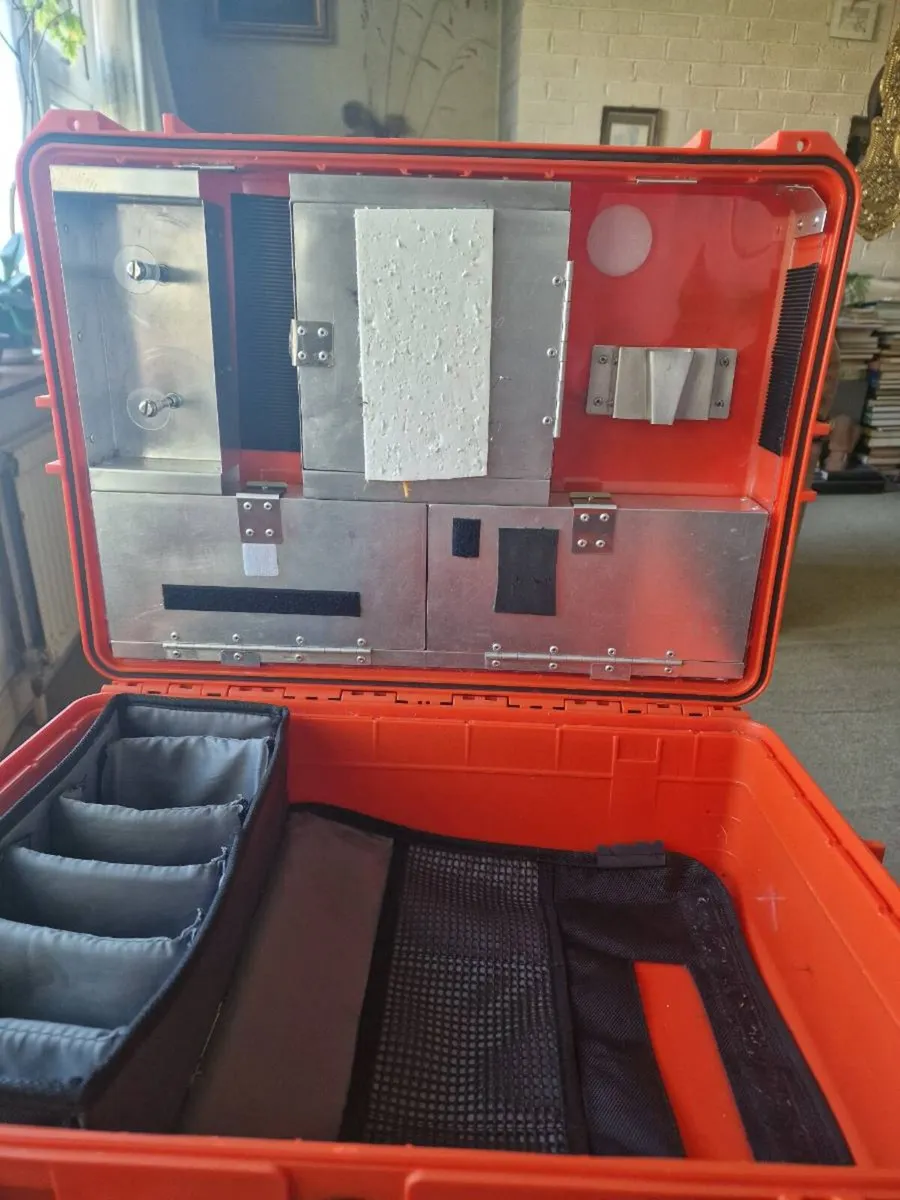 PELE STYLE TACKLE BOX - Image 1