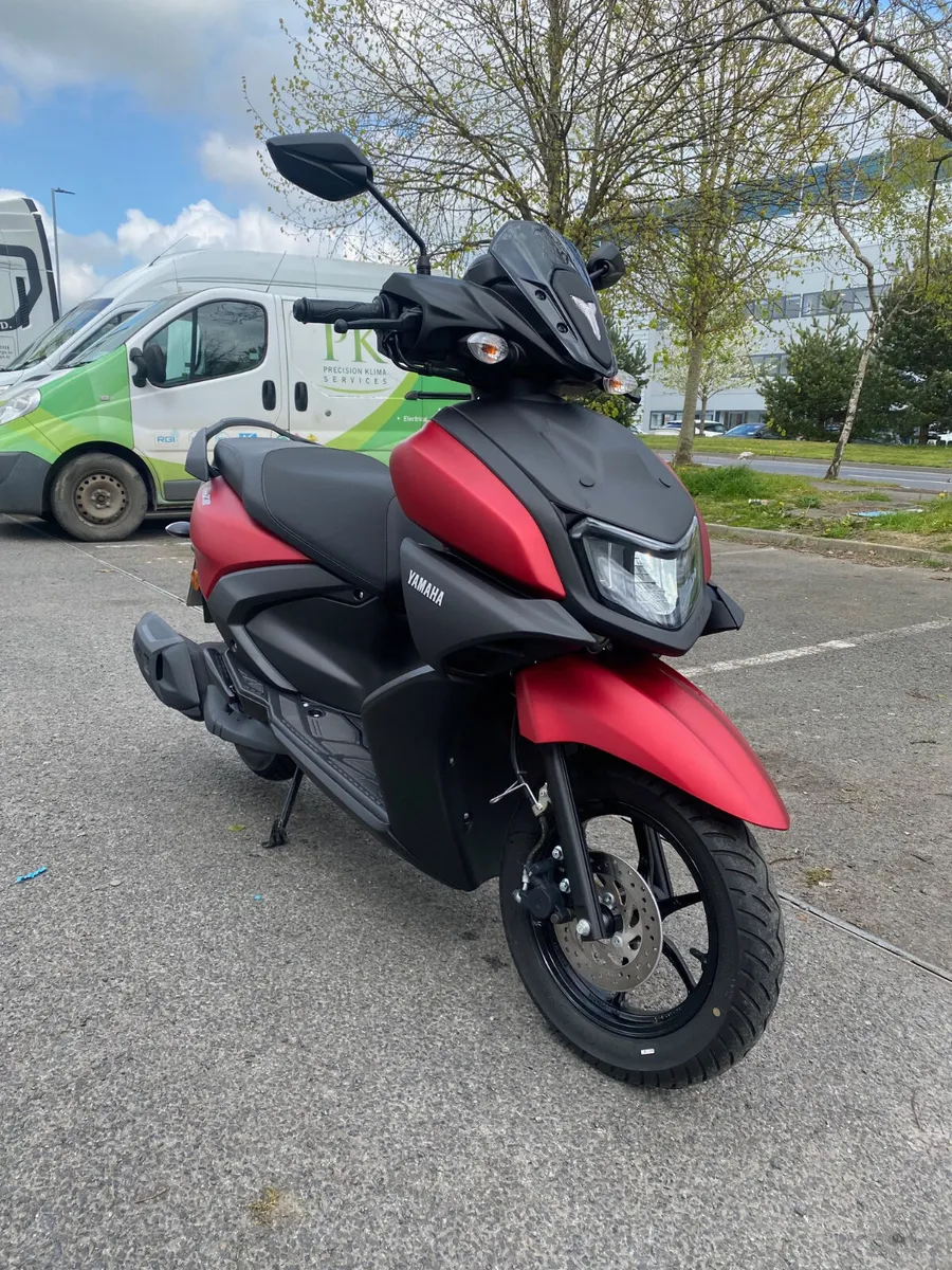 Yamaha rayzor 125cc - Image 2