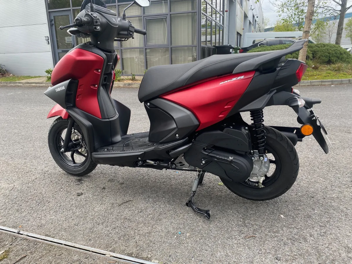 Yamaha rayzor 125cc - Image 4