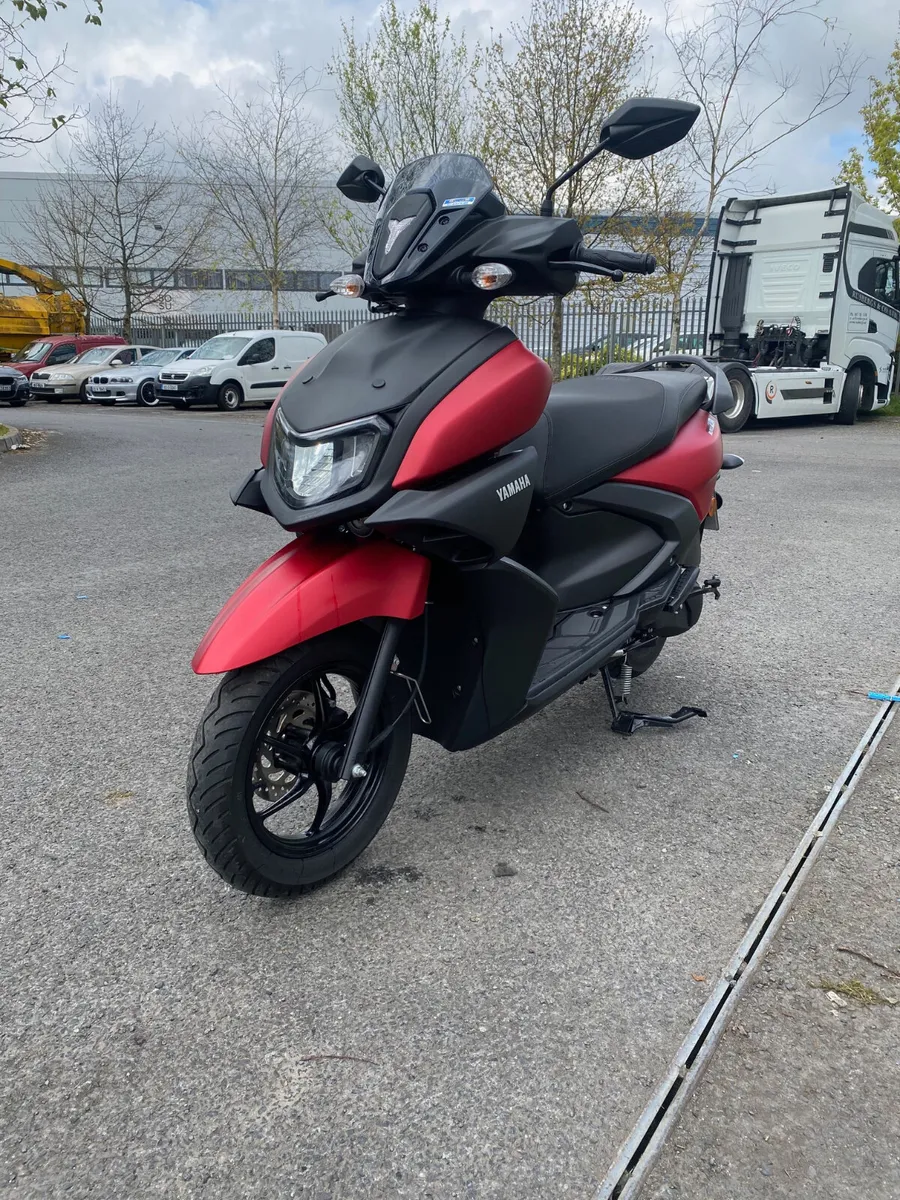 Yamaha rayzor 125cc - Image 3