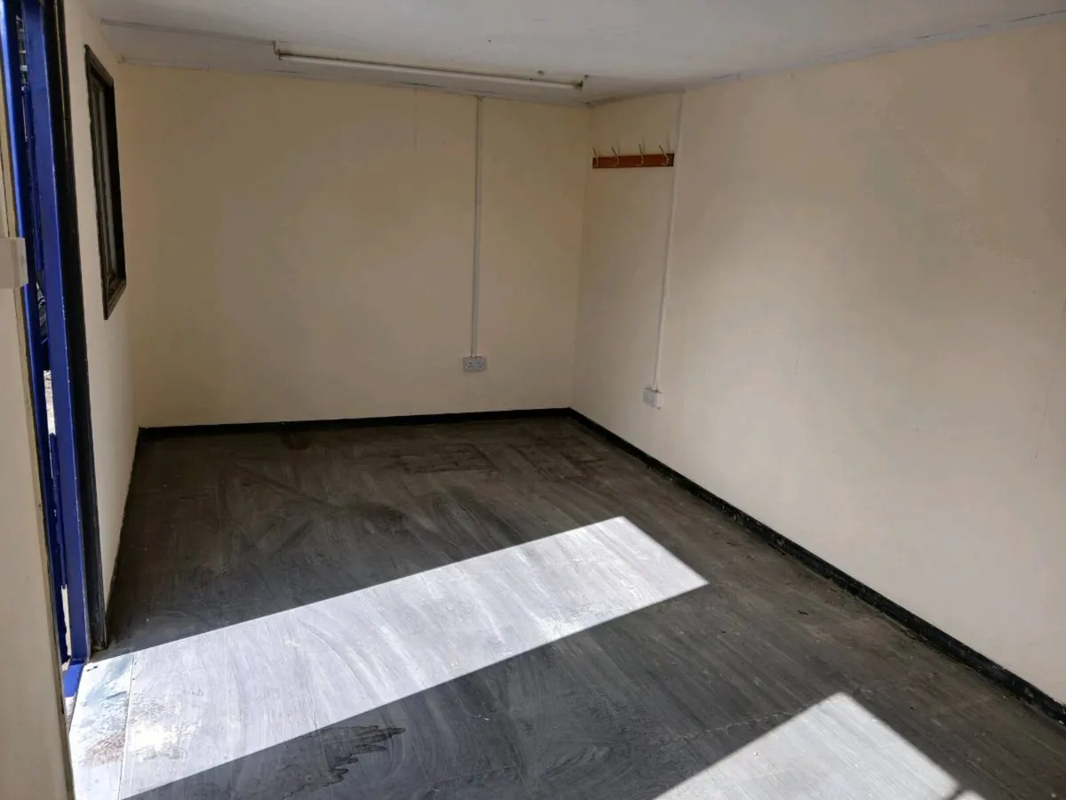 Container office - Image 3