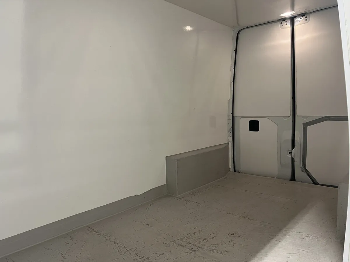 2020 Mercedes-Benz Sprinter Refrigerated Van - Image 2