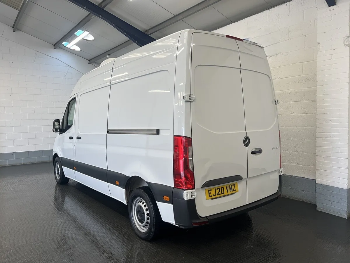 2020 Mercedes-Benz Sprinter Refrigerated Van - Image 4