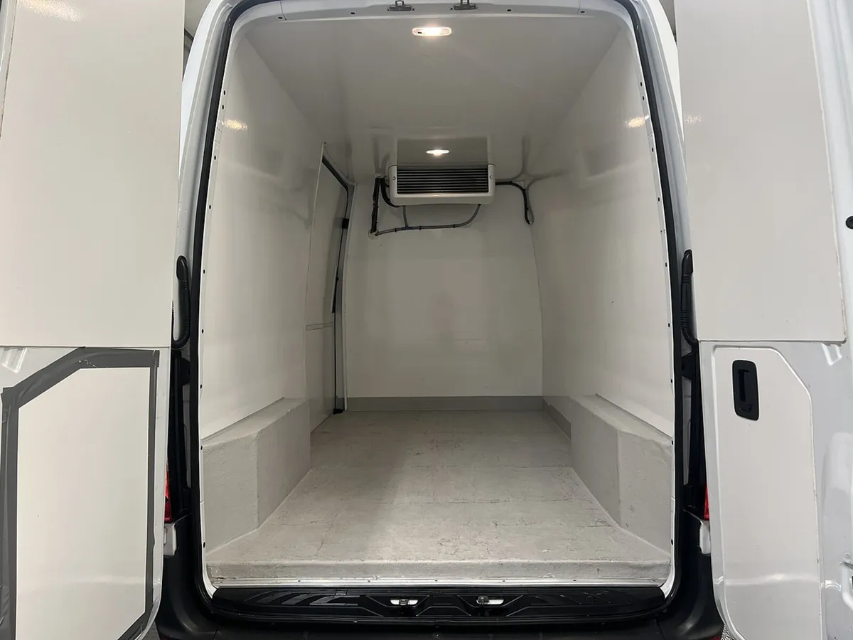 2020 Mercedes-Benz Sprinter Refrigerated Van - Image 3