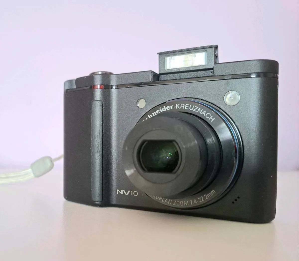 Samsung NV10 Digital Camera - Image 2