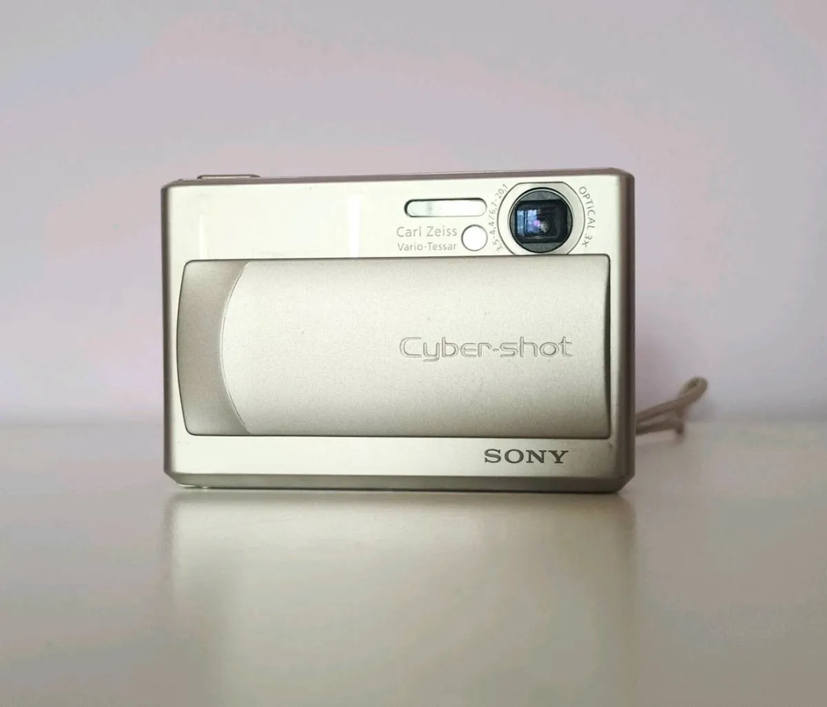 Sony Cybershot DSC T1 - Image 2