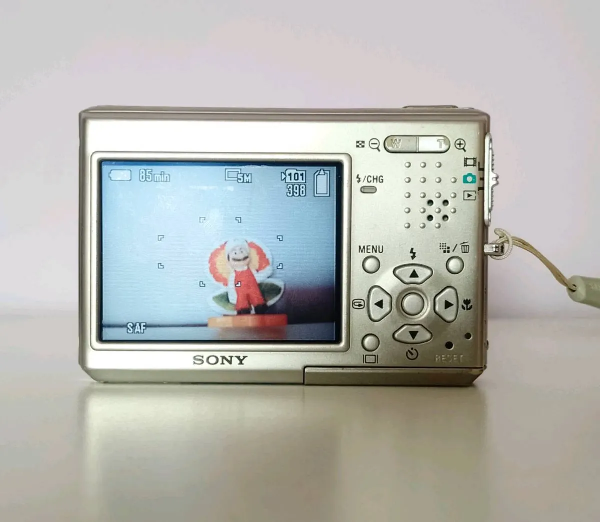 Sony Cybershot DSC T1 - Image 3