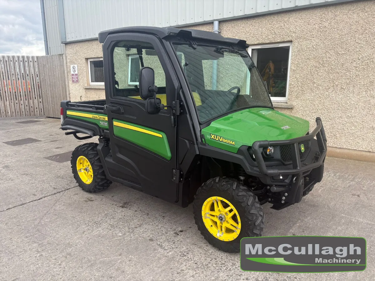 2019 John Deere 865 Gator - Image 1