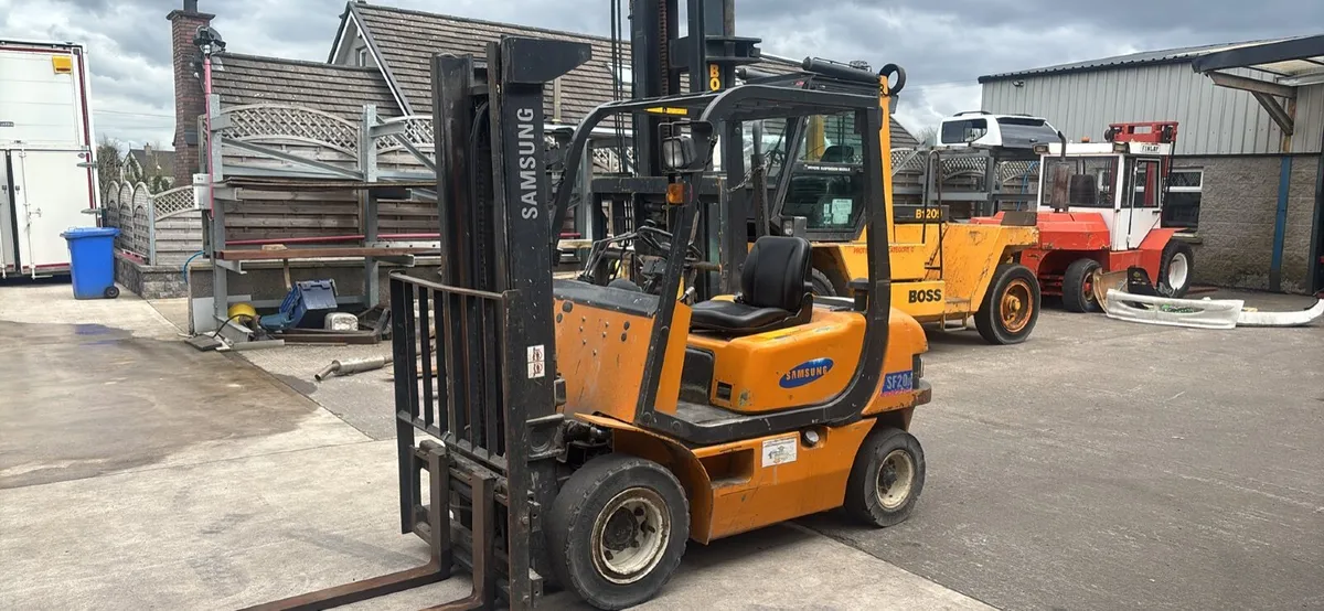 Diesel forklifts 2 ton to 12 ton all models - Image 3