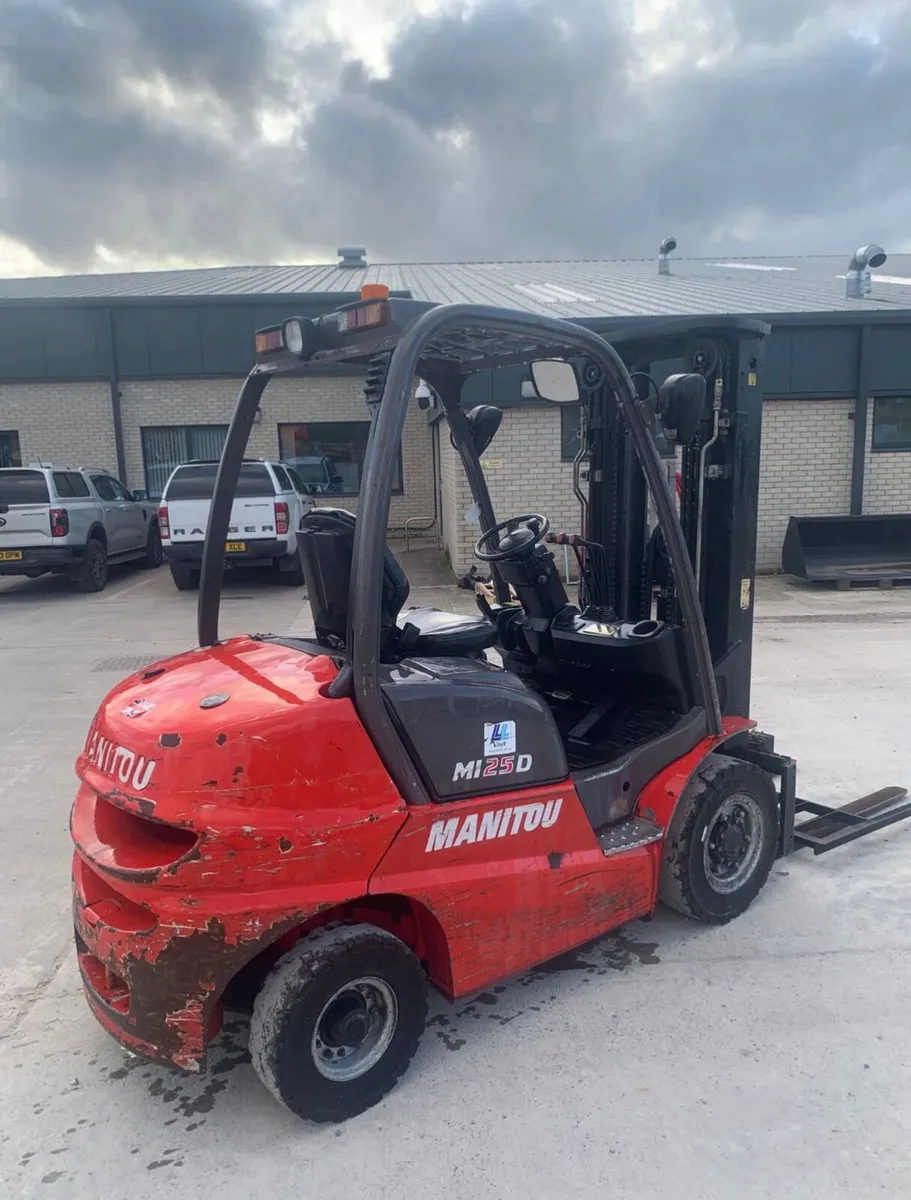 Diesel forklifts 2 ton to 12 ton all models - Image 2