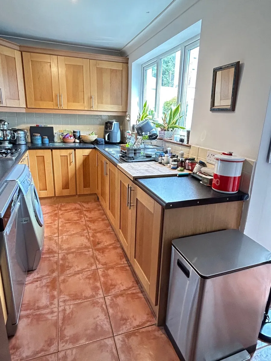 Kitchen Units - Image 2