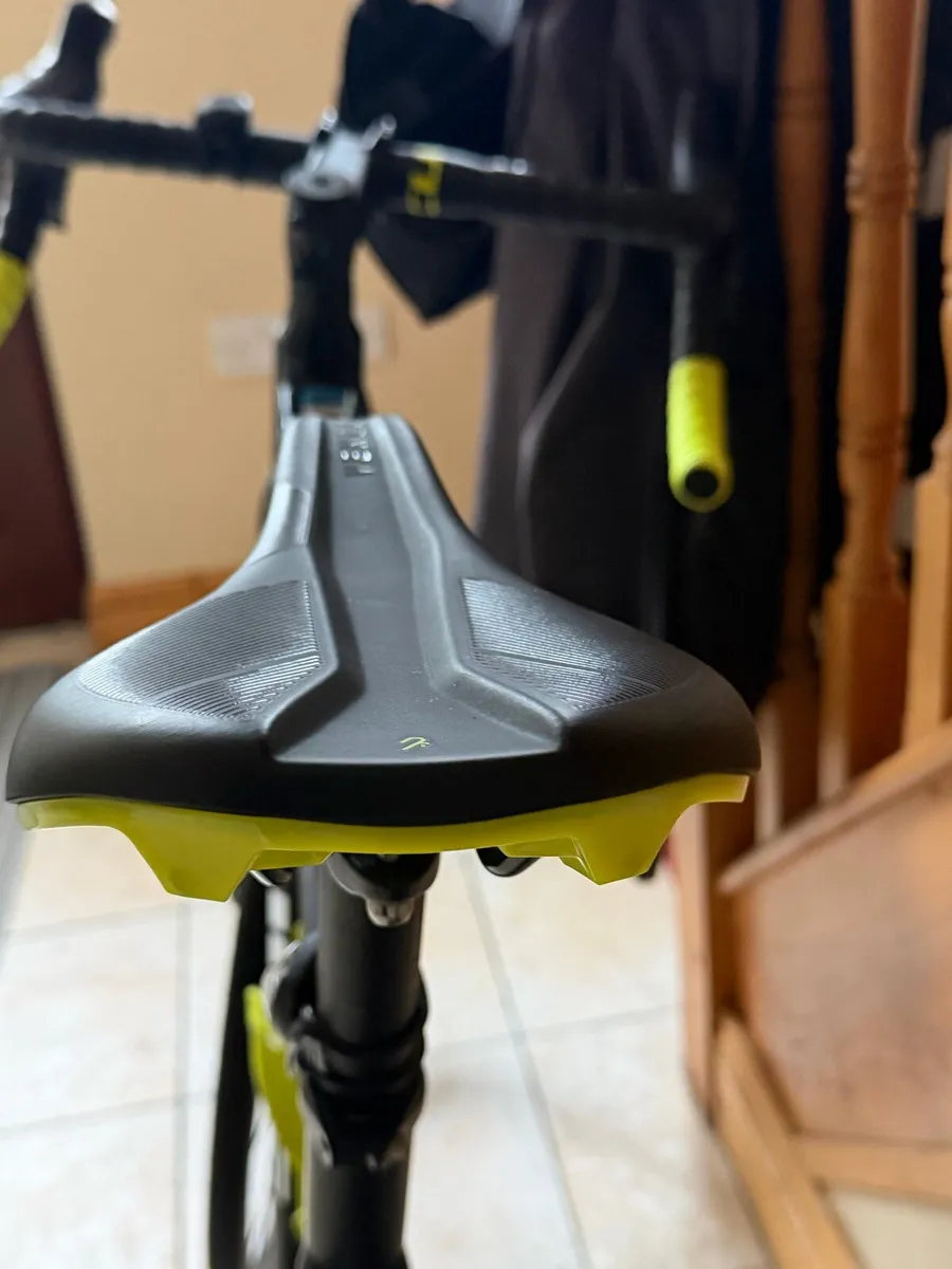 Mens Cube Bike - Mint Condition (Like New) - Image 3