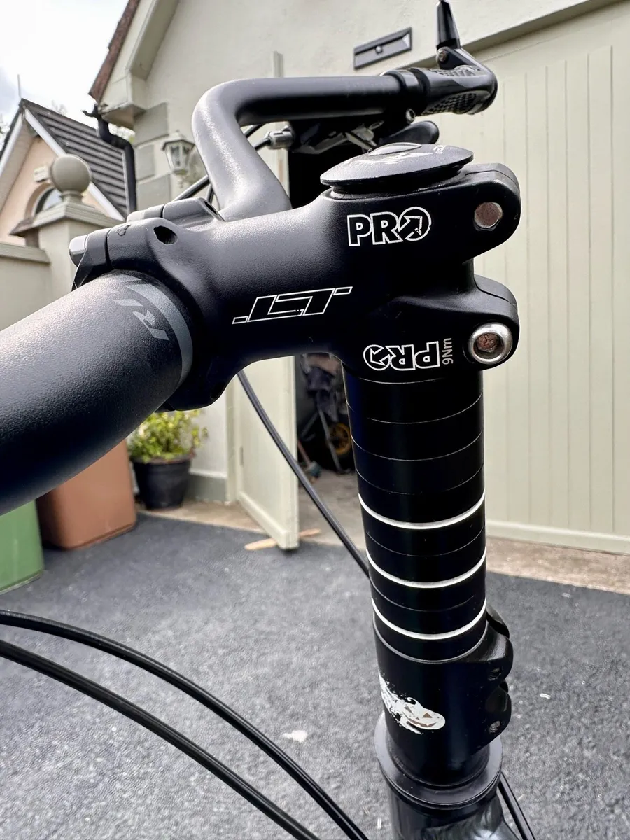 Selling a Cross FXT500 bike - Image 3