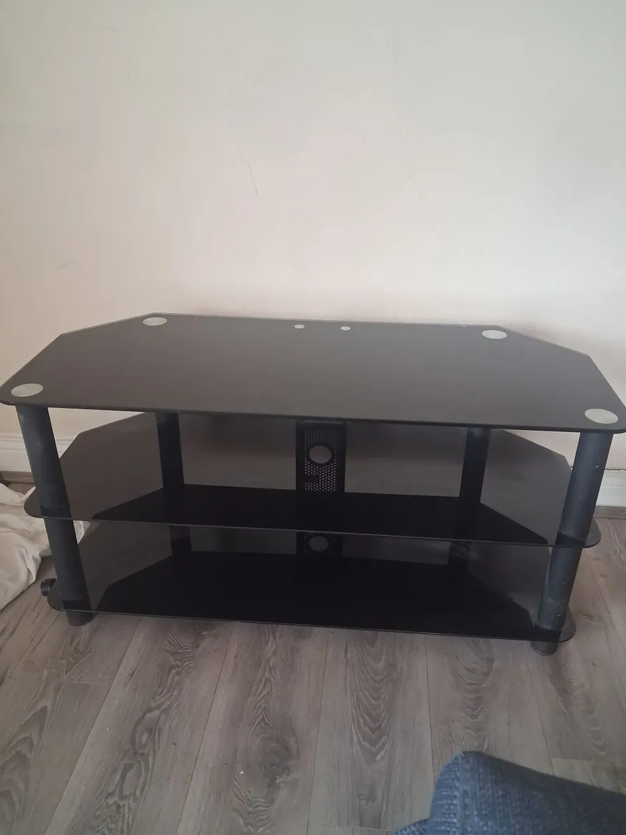 Tv table