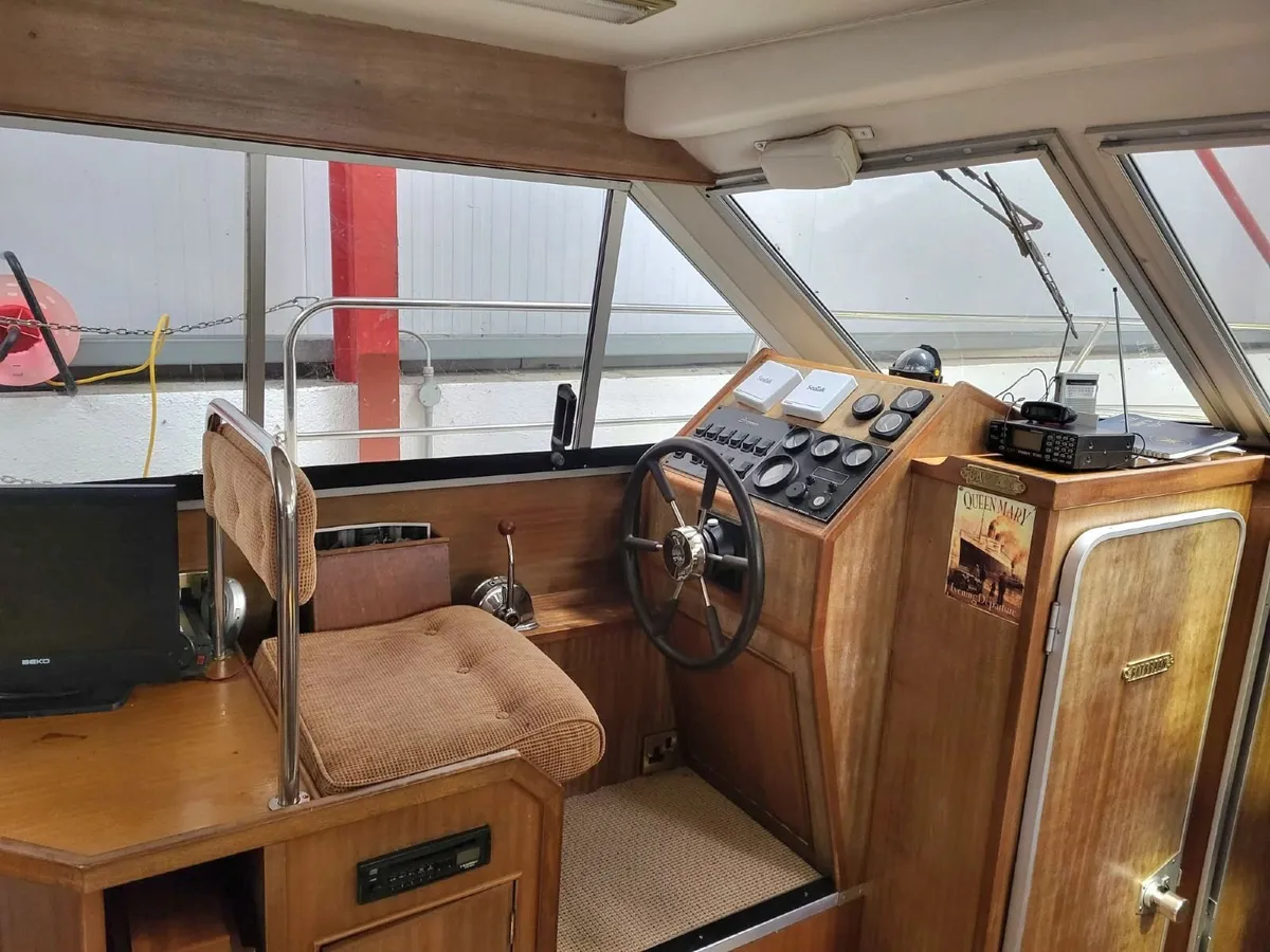 Broom 33 Boat Perfect Condition! - Image 2