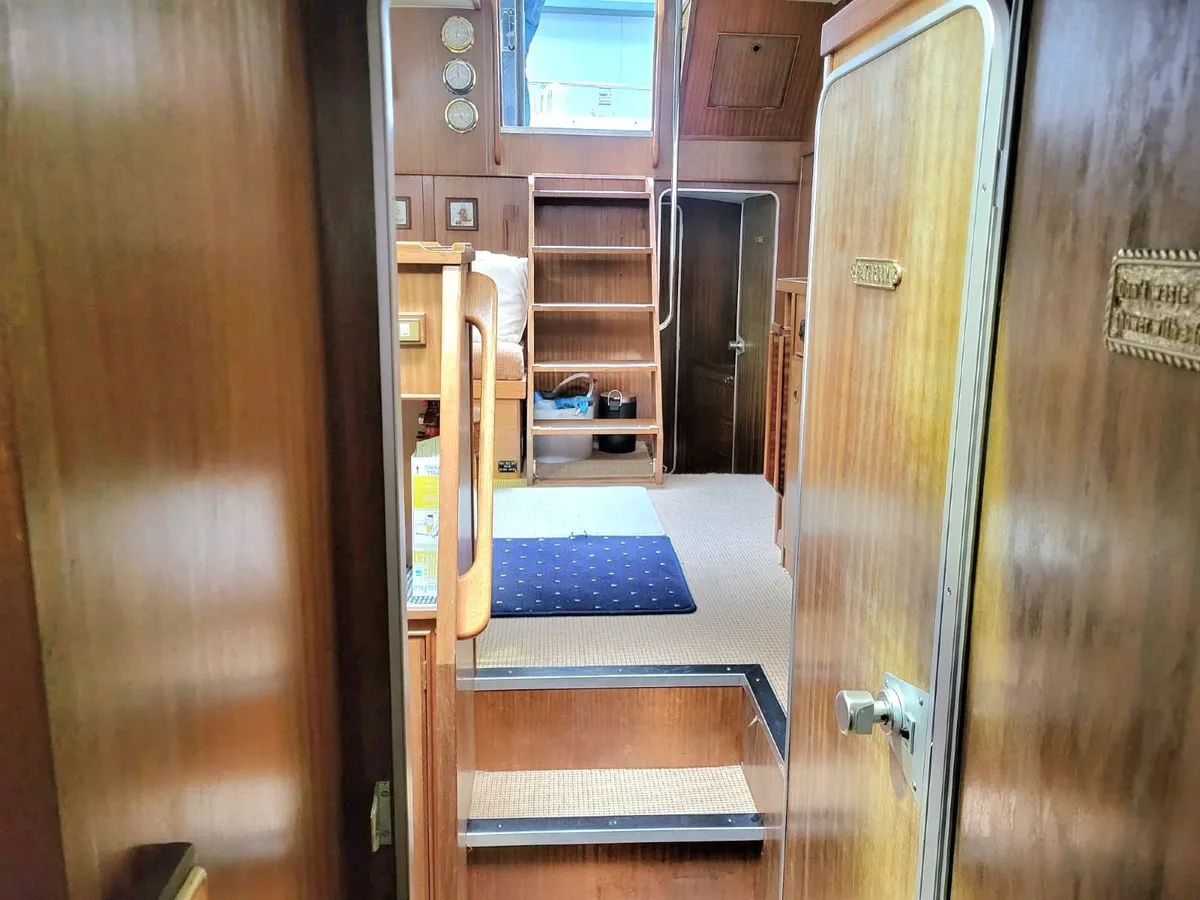 Broom 33 Boat Perfect Condition! - Image 4