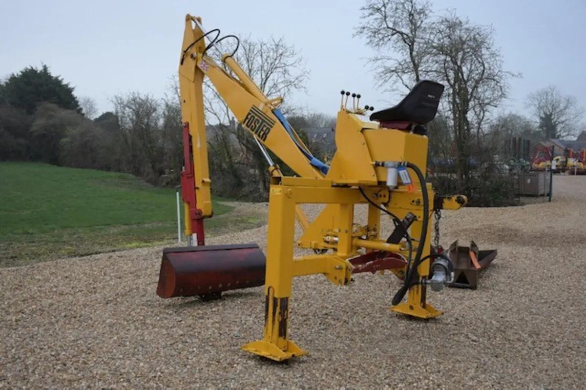 FOSTER D2P DIGGER - Image 1