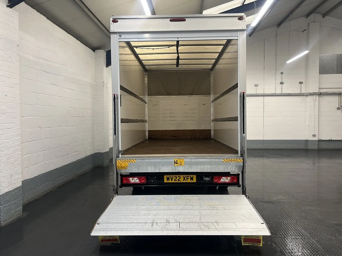 2022 Ford Transit Luton Box Van - Image 4