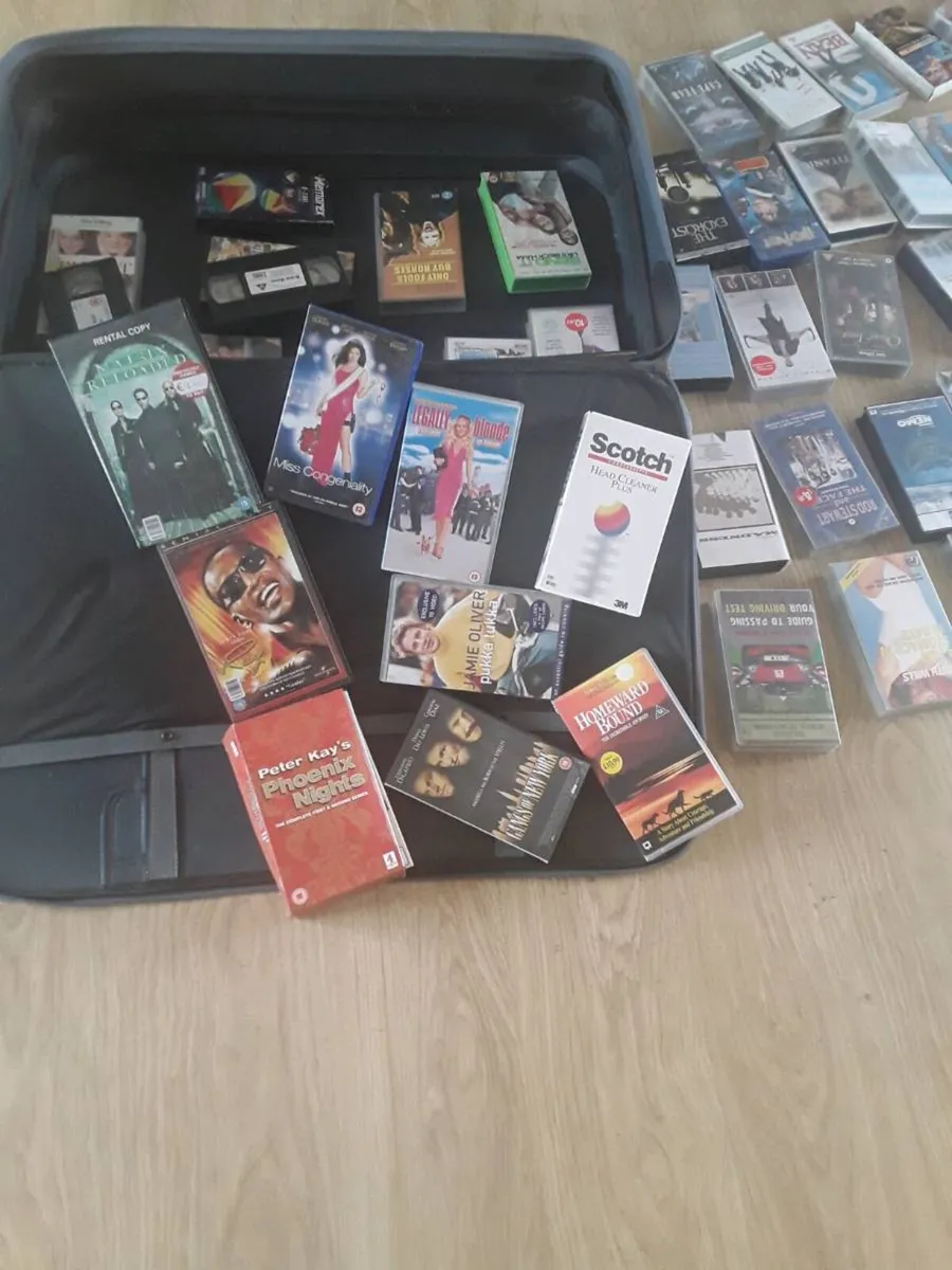 Vhs video 50 of and vhs player 30euro - Image 4