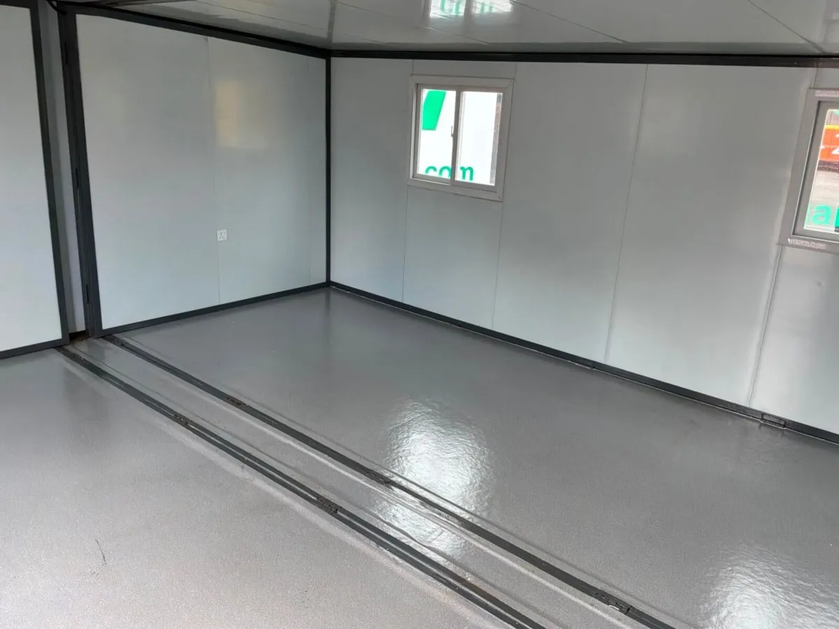 6.5mts x 6.3mts EXPANDING GARDEN CABIN......609 - Image 4