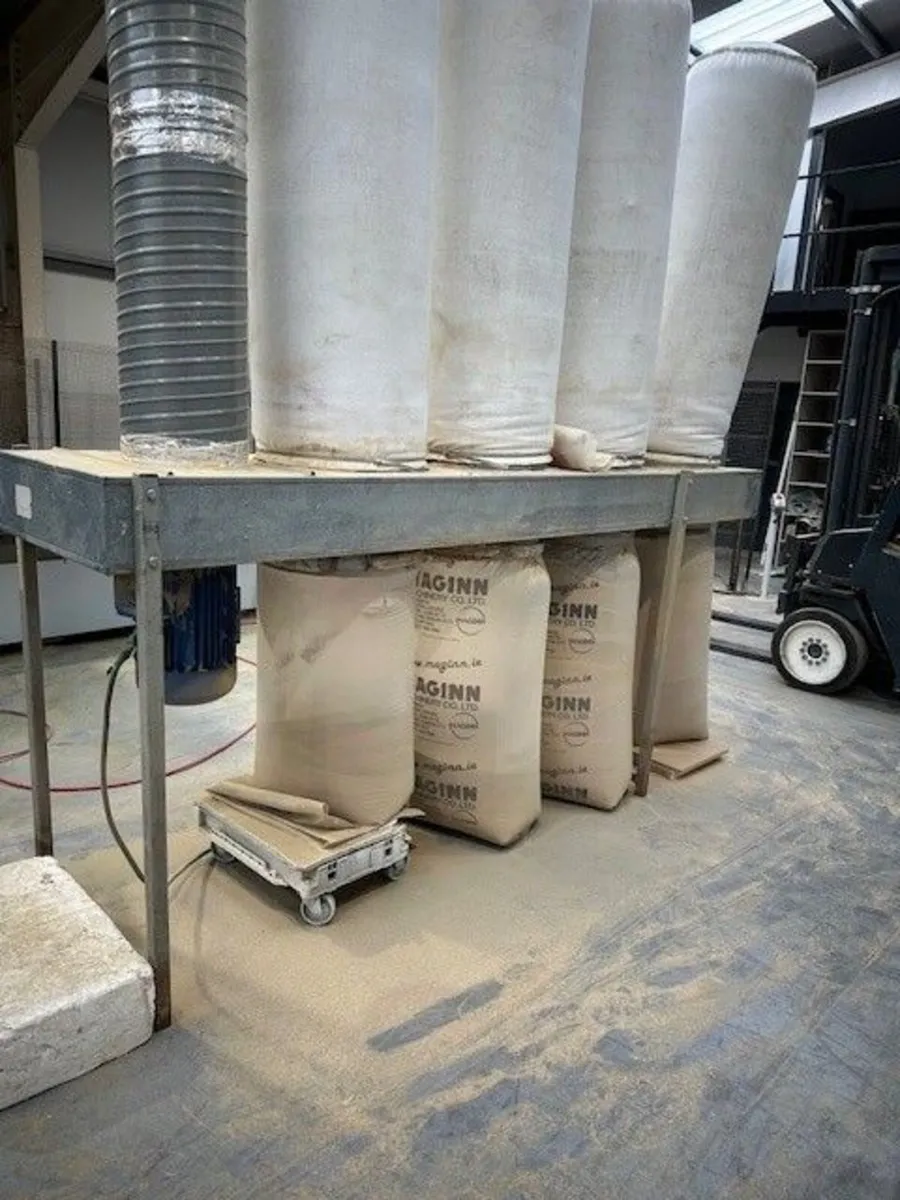 4 Bag Extractor 3 Phase - Image 1